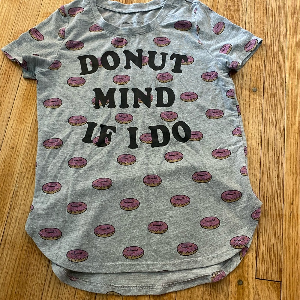 Girl Medium (fits like size 8)